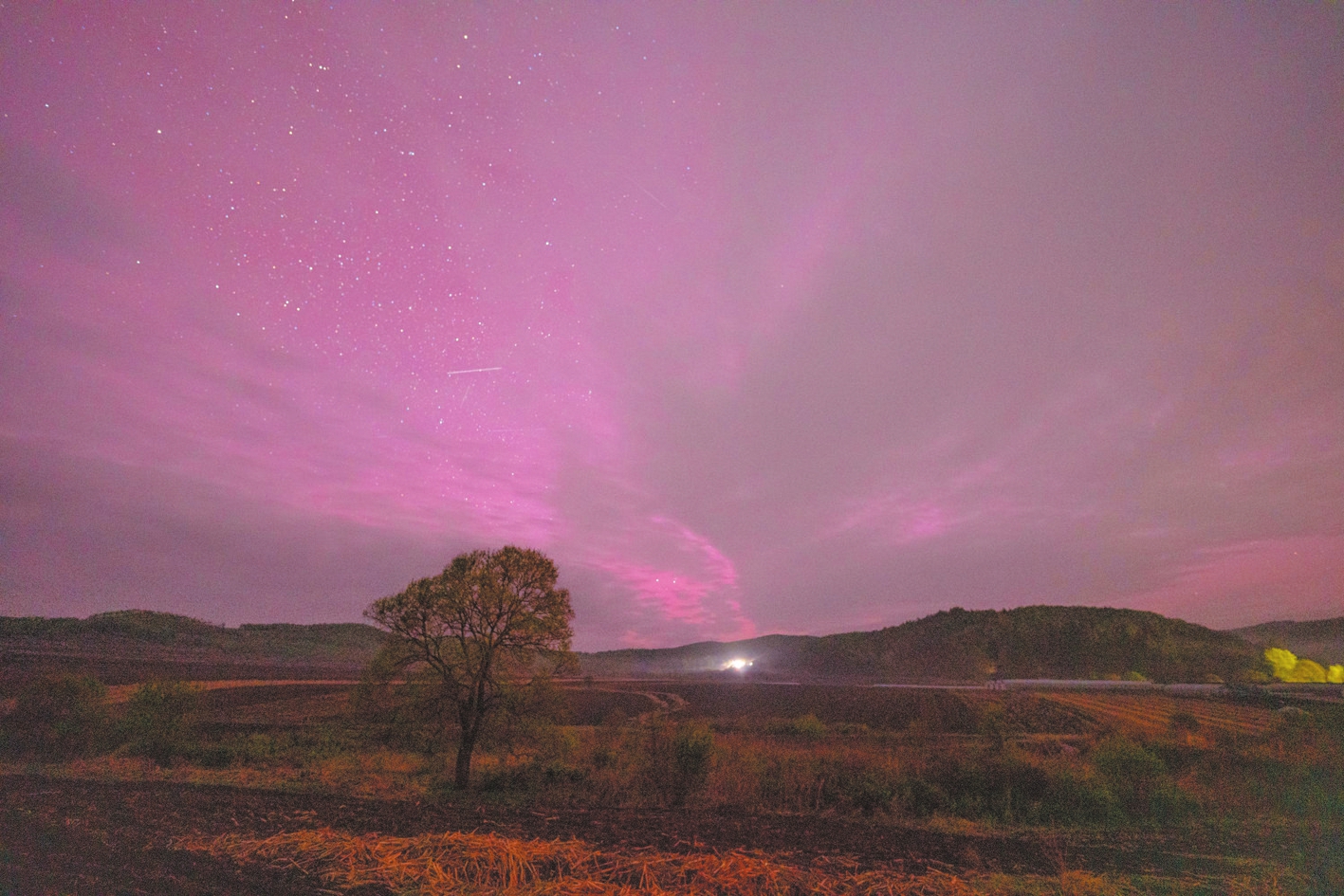 全球多地现极光