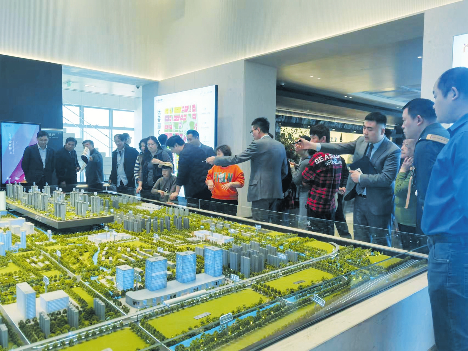 打好政策"组合拳" 做好"市场 保障"必答题